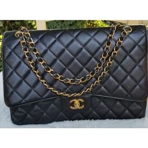 Chanel single flap maxi caviar